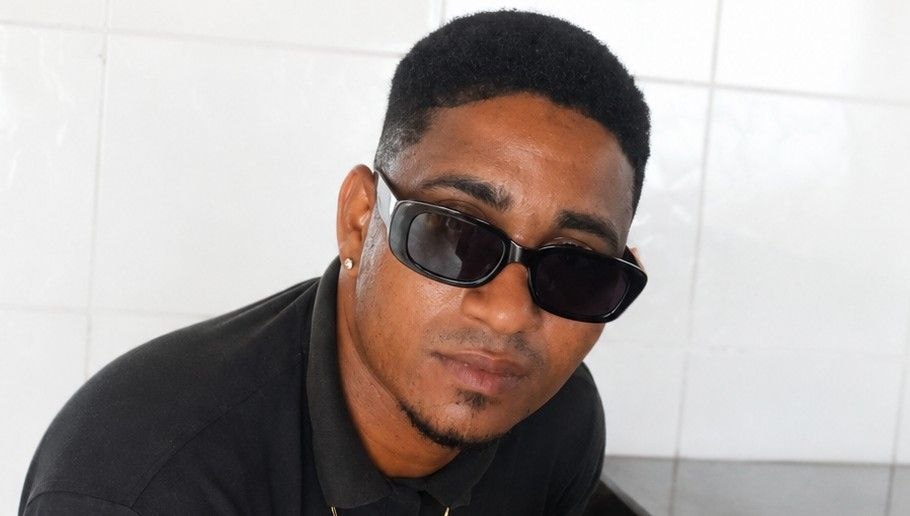 Ueliton Lima é o mais novo nome do arrocha baiano - Cantor prepara novo trabalho e aposta em uma nova fase para conquistar espaço no cenário musical da Bahia